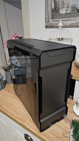 PHANTEKS Enthoo Evolv X Midi Tower - 2