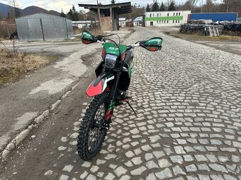 Enduro ASIX XT 97 300 vodou chladený + Štartér - 2