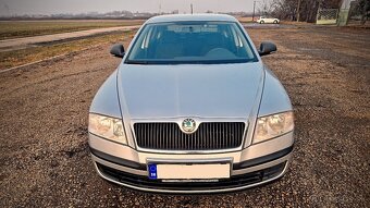 SKODA OCTAVIA 2 TOUR 1.6MPI; 2011; 215TKM - 2