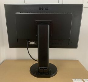 LED Monitor Benq 24 palcov s polohovatelnym drziakom - 2