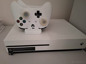 X Box ONE S - 2