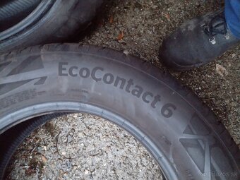 Predám 215/60R16 - 2