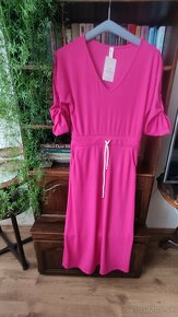 TRENDY VRÚBKOVANÉ PINK ŠATY,veľ. L/40 PC:34,90€ - 2