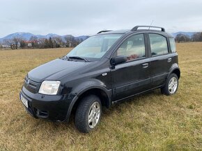 Fiat Panda 4x4 climbing - 2