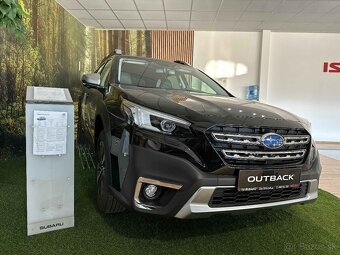 Subaru Outback 2,5i CVT PREMIUM Black - 2