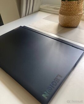 Lenovo Legion 5 17” RTX 3060 6GB / Intel i7 11800H - 2