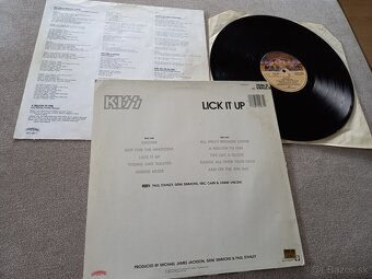 KISS “ Lick It Up “/Casablanca 1983/+orig. vnut. ob/texty , - 2