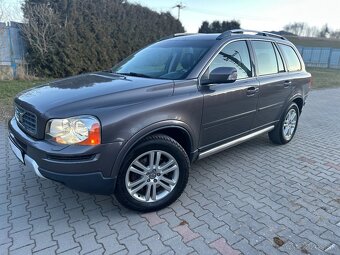 Volvo XC90 2,4 D5 AWD manuál - 2