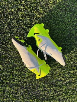 Kopačky Nike PHANTOM GX II ACADEMY FG/MG - 2