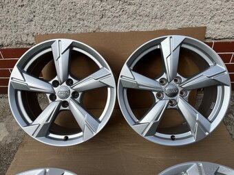 R18 originálne Alu disky 5x112 Audi - 2