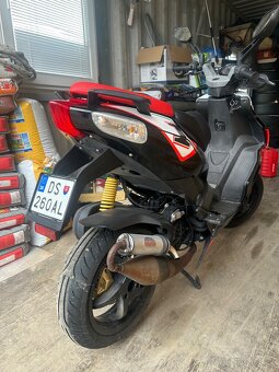 Aprilia sr 50 2015 - 2