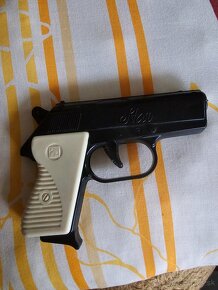 Pištoľ star - 2