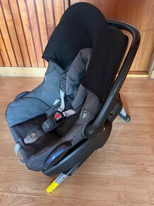 Maxi Cosi Cabriofix - vajíčko a isofix základňa - 2