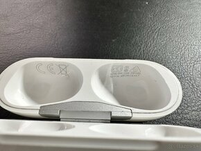 Original Airpods Pro 1. gen charging case - 2