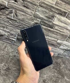 Samsung Galaxy A7 - 2