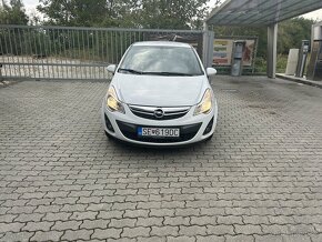 Opel corsa 1.2 benzin/LPG - 2