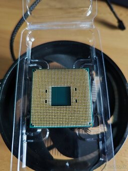 AMD Ryzen 5 5600X - 2