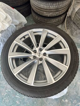 Volvo XC90 R21 - 10-Spoke Turbine alu disky s pneu - 2