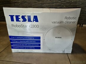 Predam roboticky vysavac TESLA IQ300 - 2