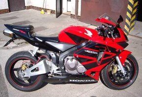 Honda CBR 600rr - 2