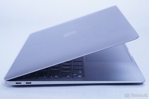 ZÁRUKA/Macbook Air 13.3"/M1 (7 CORE) /8GB RAM/256GB SSD - 2