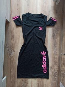 Šaty Adidas - 2