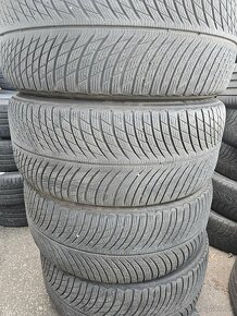 275/45 R20 - 2