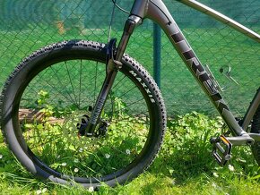 TREK X-Caliber 8 2023 XXL Deore XT záruka 18 mesiacov - 2