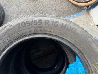 205 55 R16 All Season Contact - Continental - 2