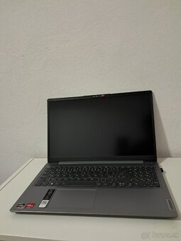 Lenovo IdeaPad 3 - 2