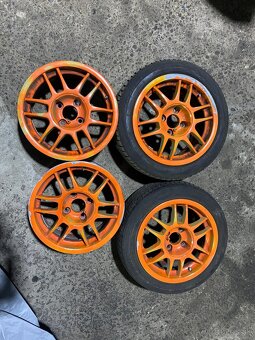 OZ F1 Racing R15 - 2