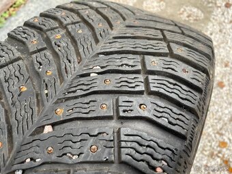 Zimné pneu 225/55 R17 - 2