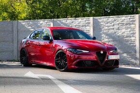 Alfa Romeo Giulia 2.9 Twin Turbo V6 510 AT QV - 2