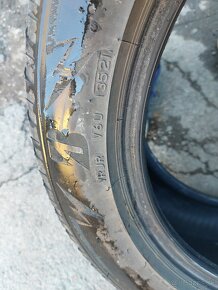 Predam zimne pneu 2x 225/50R17 Bridgestone - 2