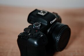 Canon R6 - 2