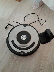 Robotický vysávač Roomba - 2