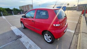 Volkswagen Fox - 2