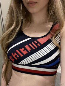 Tommy hilfiger top / tommy hilfiger croptop na cvičenie - 2