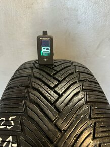 Pneumatiky celorocne 2ks 215/60R16 Michelin Alpin 6 - 2