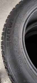 Zimné pneumatiky 235/55R17 - 2