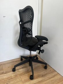 Herman Miller Mirra 2 Graphite - 2