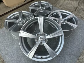 NOVE ORIGINAL VOLVO 5X108 R18 8J ET42,5 - 2