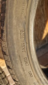 Dunlop 235/40 R19 zimné - 2