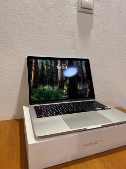 Macbook Pro M1 256GB - 2