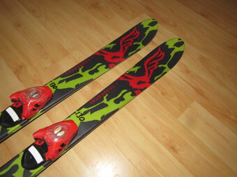 Predam freestyle lyze SALOMON,dlzka 129 cm - 2