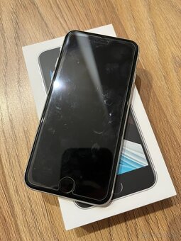 iPhone SE 2020 64GB Biely - 2