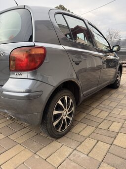 Toyota Yaris 1.0 VVT-i Dream - 2