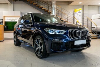 BMW X5 M xDrive40i SPORT HUDŤažnéNight Vision,V Záruke - 2