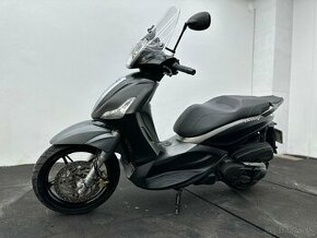 Piaggio Beverly 350 Sport touring ABS - 2