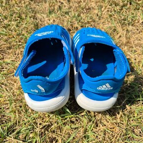 Sandalky adidas č.20 - 2